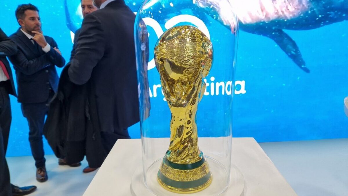 Qatar 2022: Despite controversies, the World Cup forges ahead